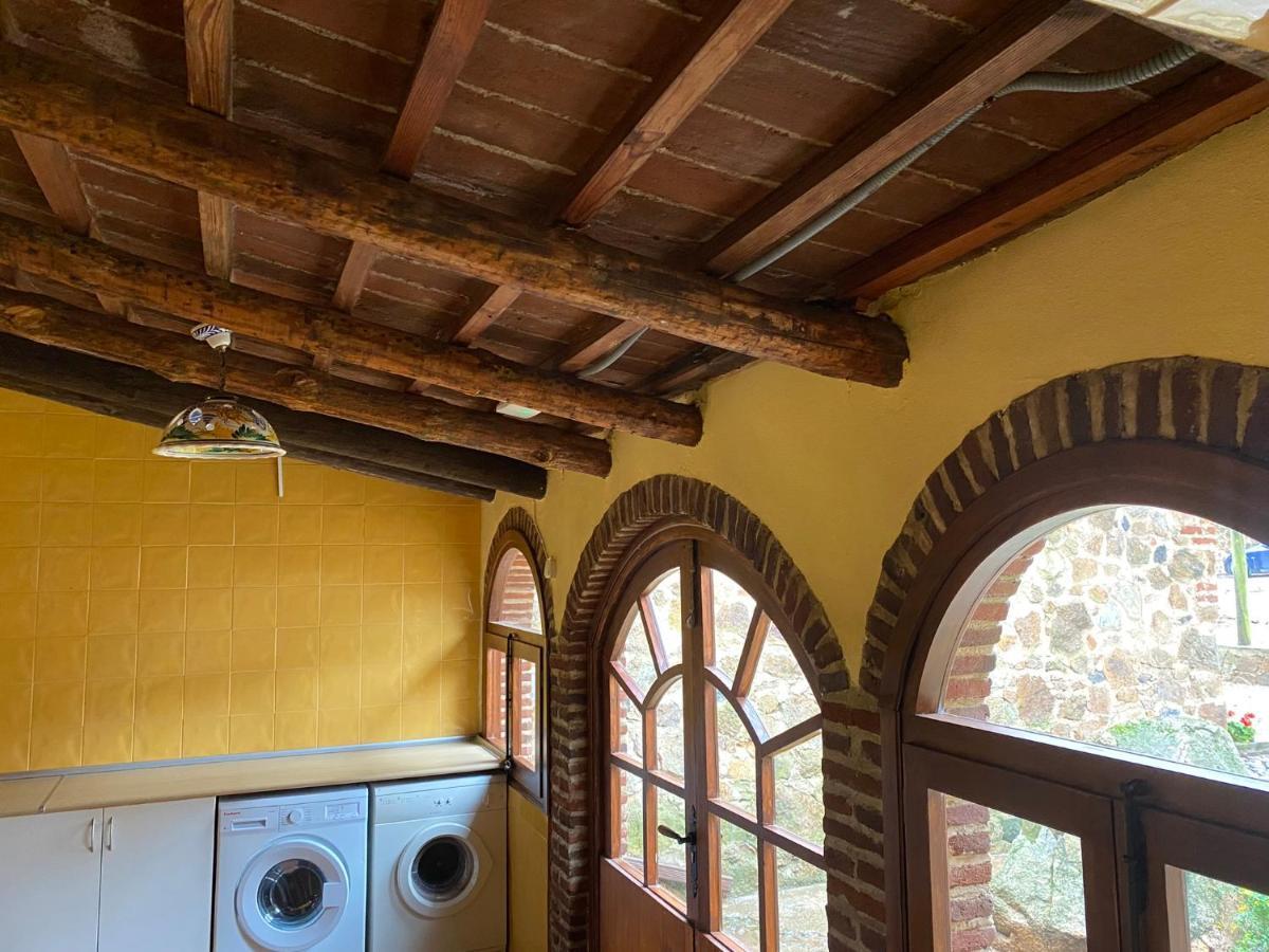 Casas Rurales Monasterio De Rocamador Almendral Esterno foto
