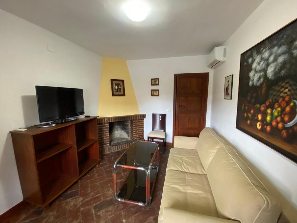 Casas Rurales Monasterio De Rocamador Almendral Esterno foto